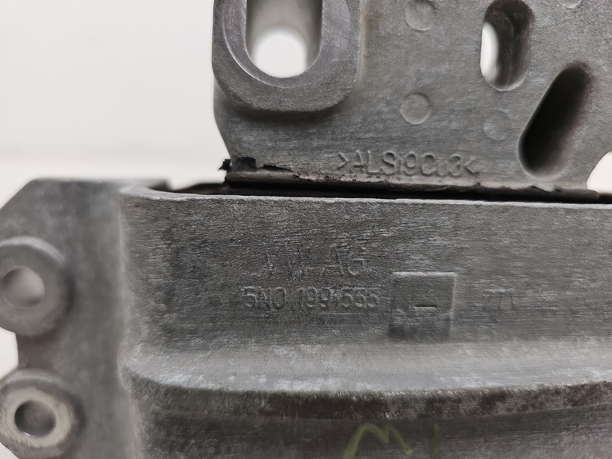 Engine Mounting Bracket 6