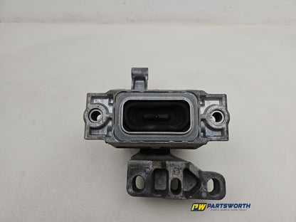 Engine Mounting Bracket Front 6