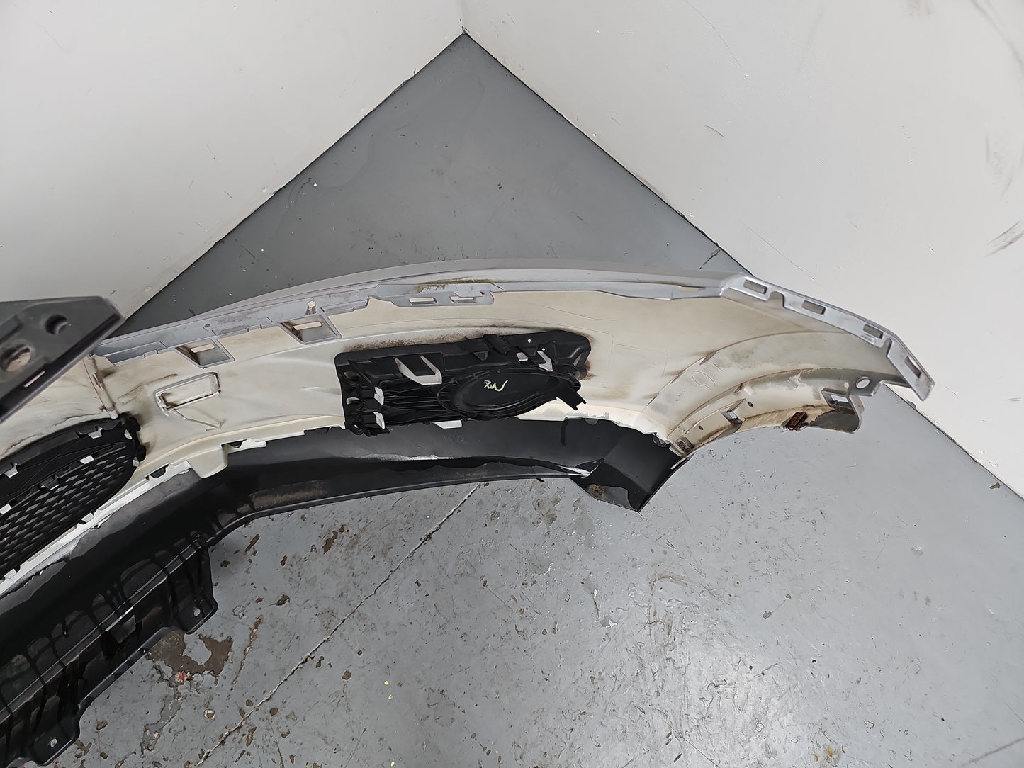 Front Bumper 15