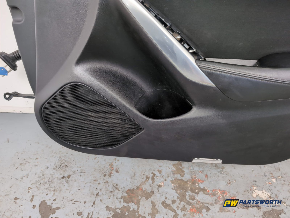 Door Front RH 12