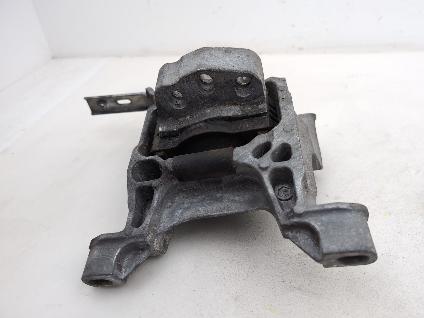 Set Of Engine Mounts LH + RH 6