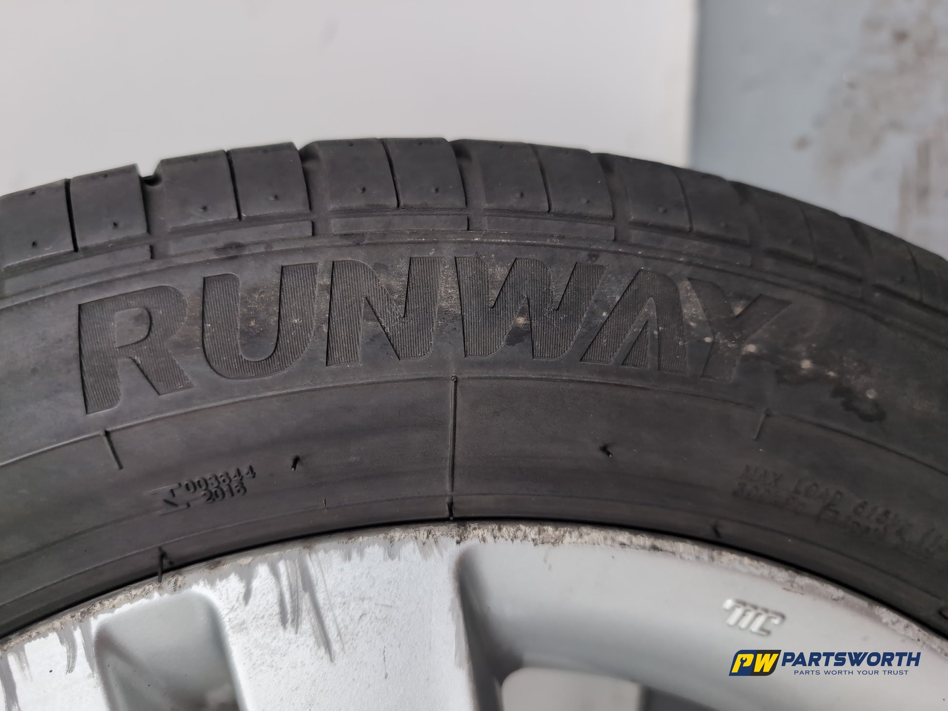 Wheel Road Alloy 6