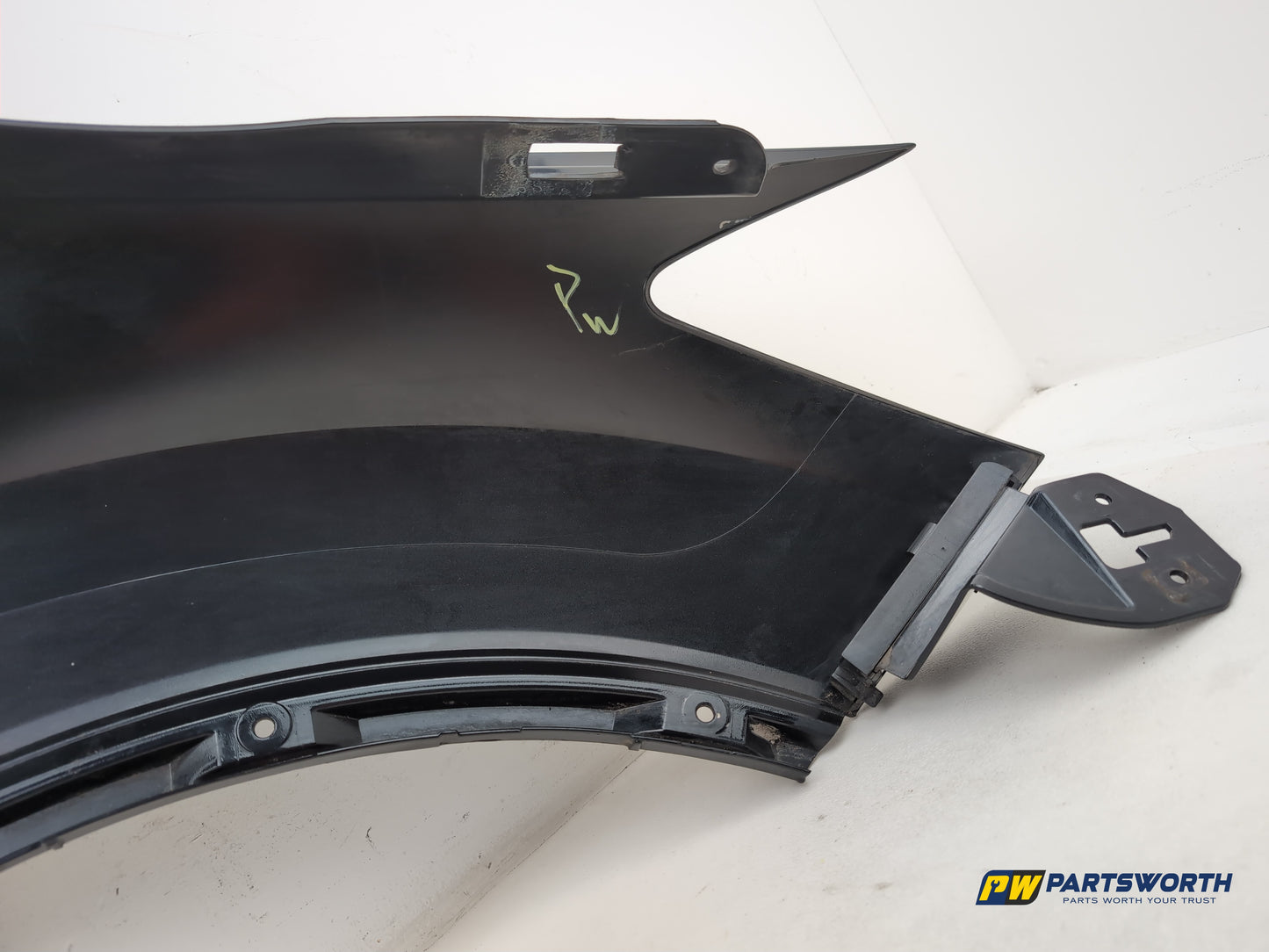 Wing Front LH 6