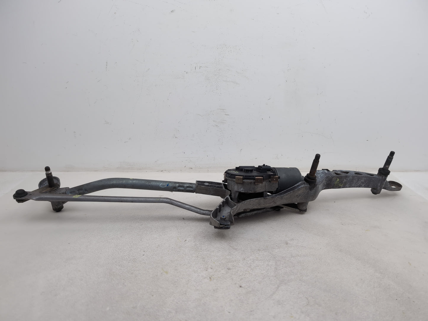Front Wiper Motor & Mechanism / Linkage 6