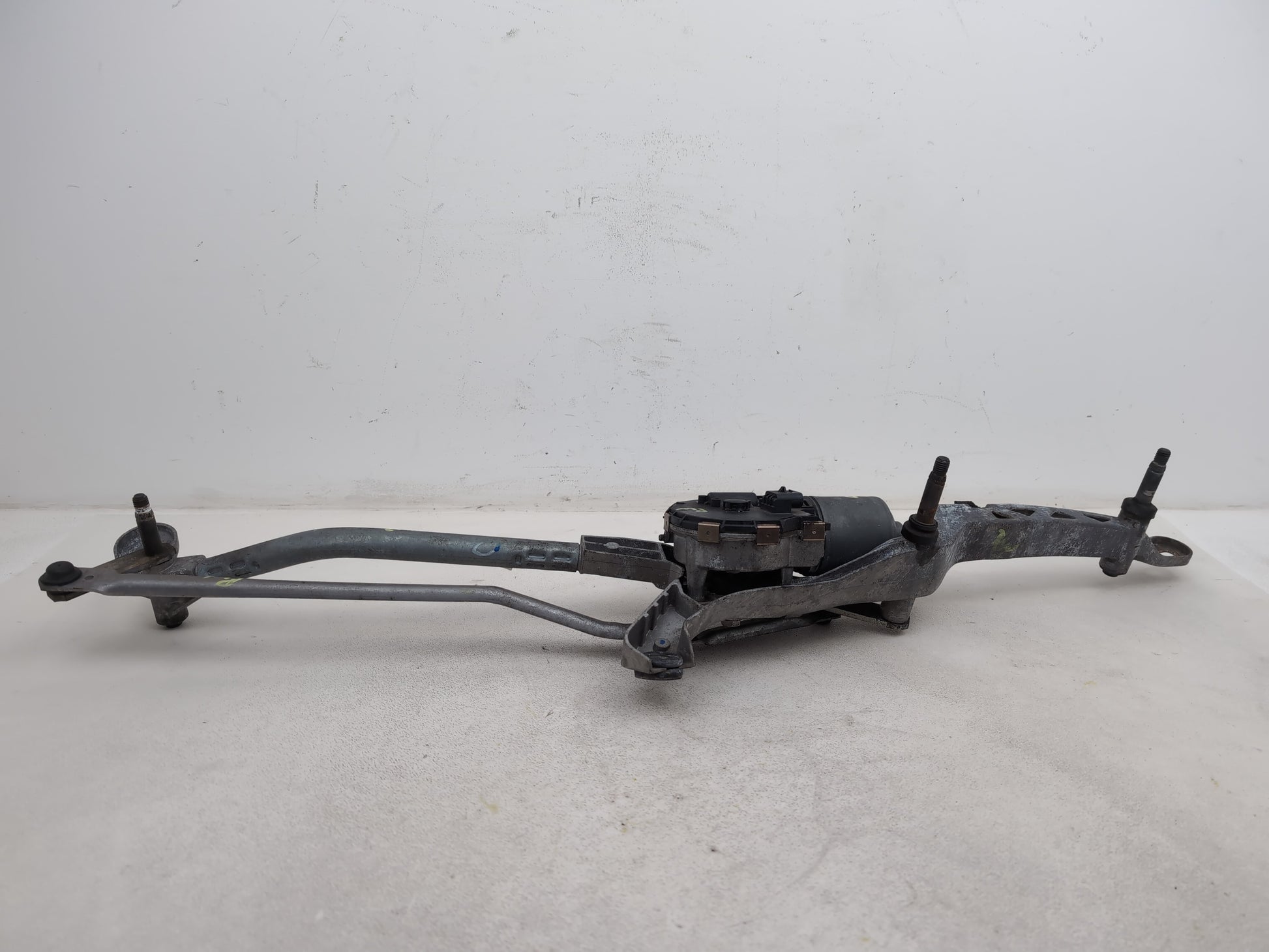 Front Wiper Motor & Mechanism / Linkage 6