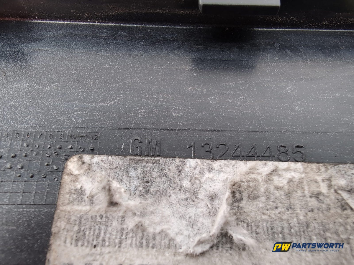 Fuel Filler Flap 6