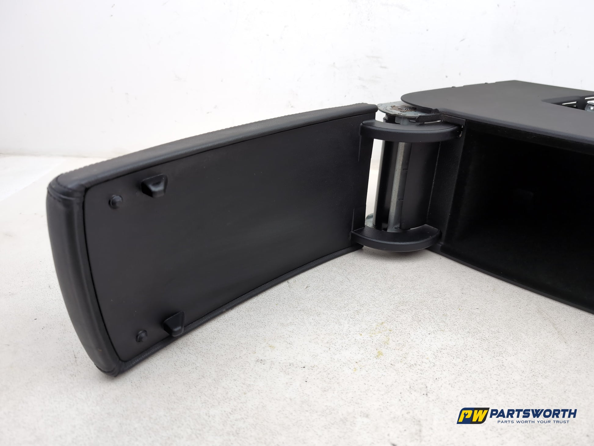 Centre Console Armrest 6