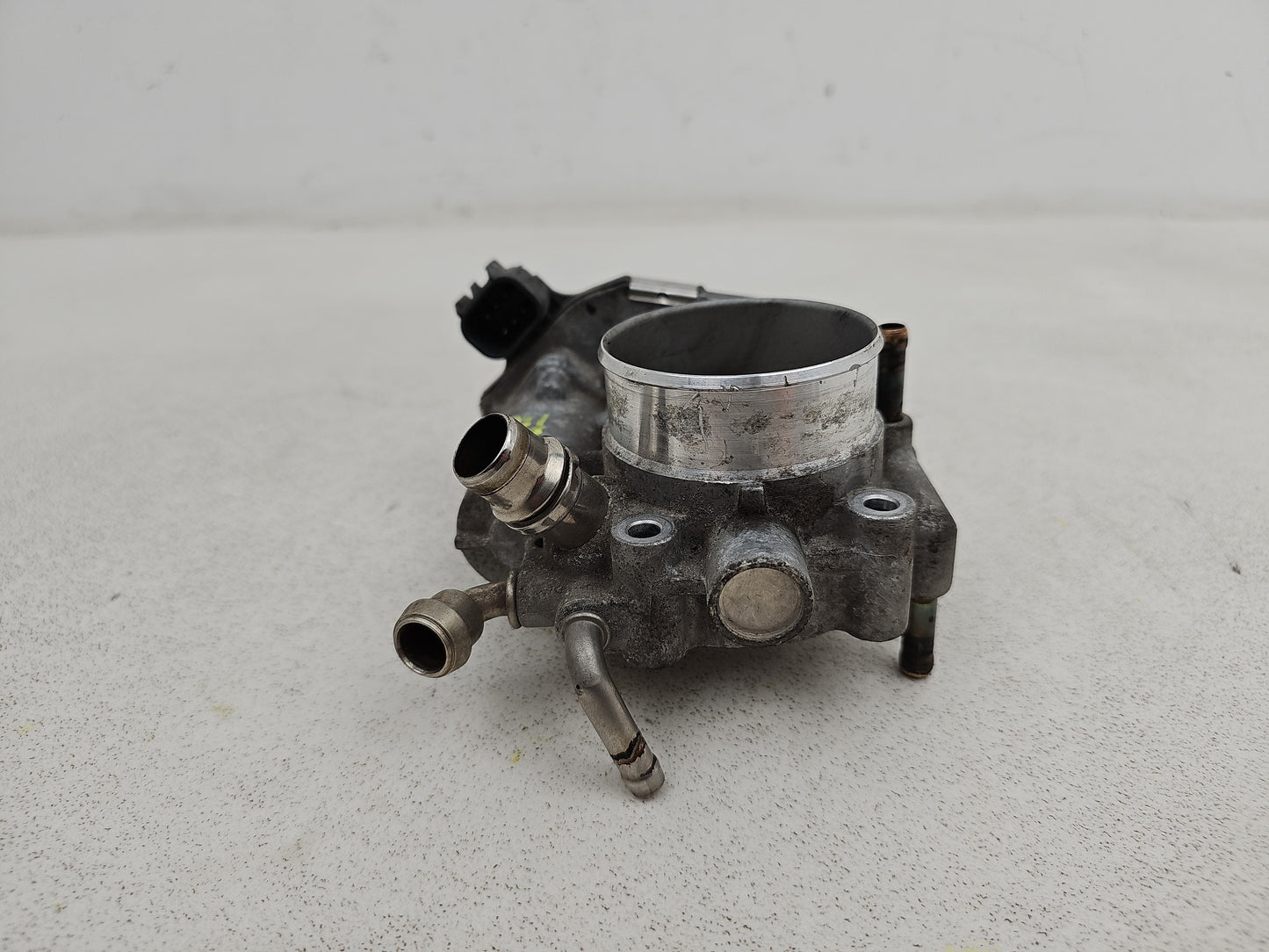 Throttle Body 6