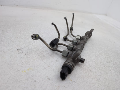 Fuel Rail 6