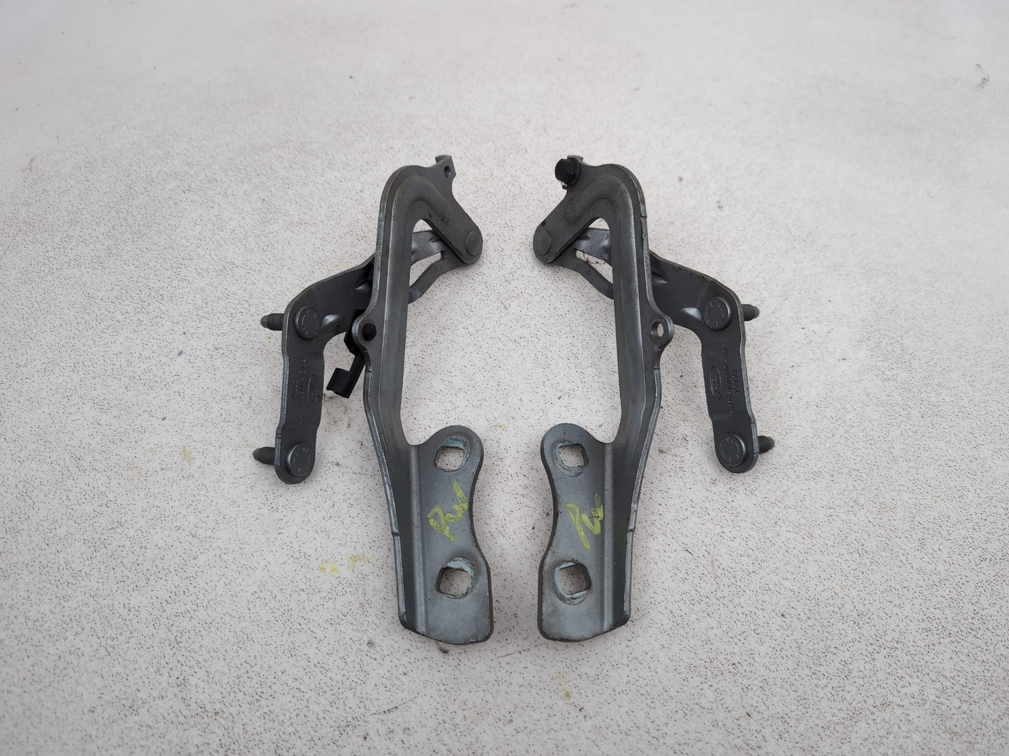 Bonnet Hinges 6