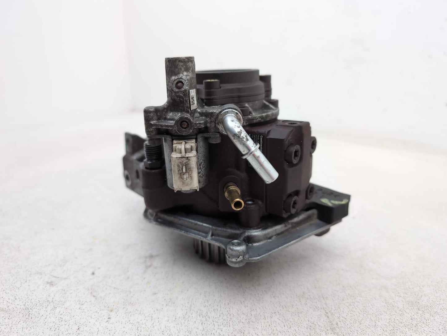 High pressure fuel pump 6