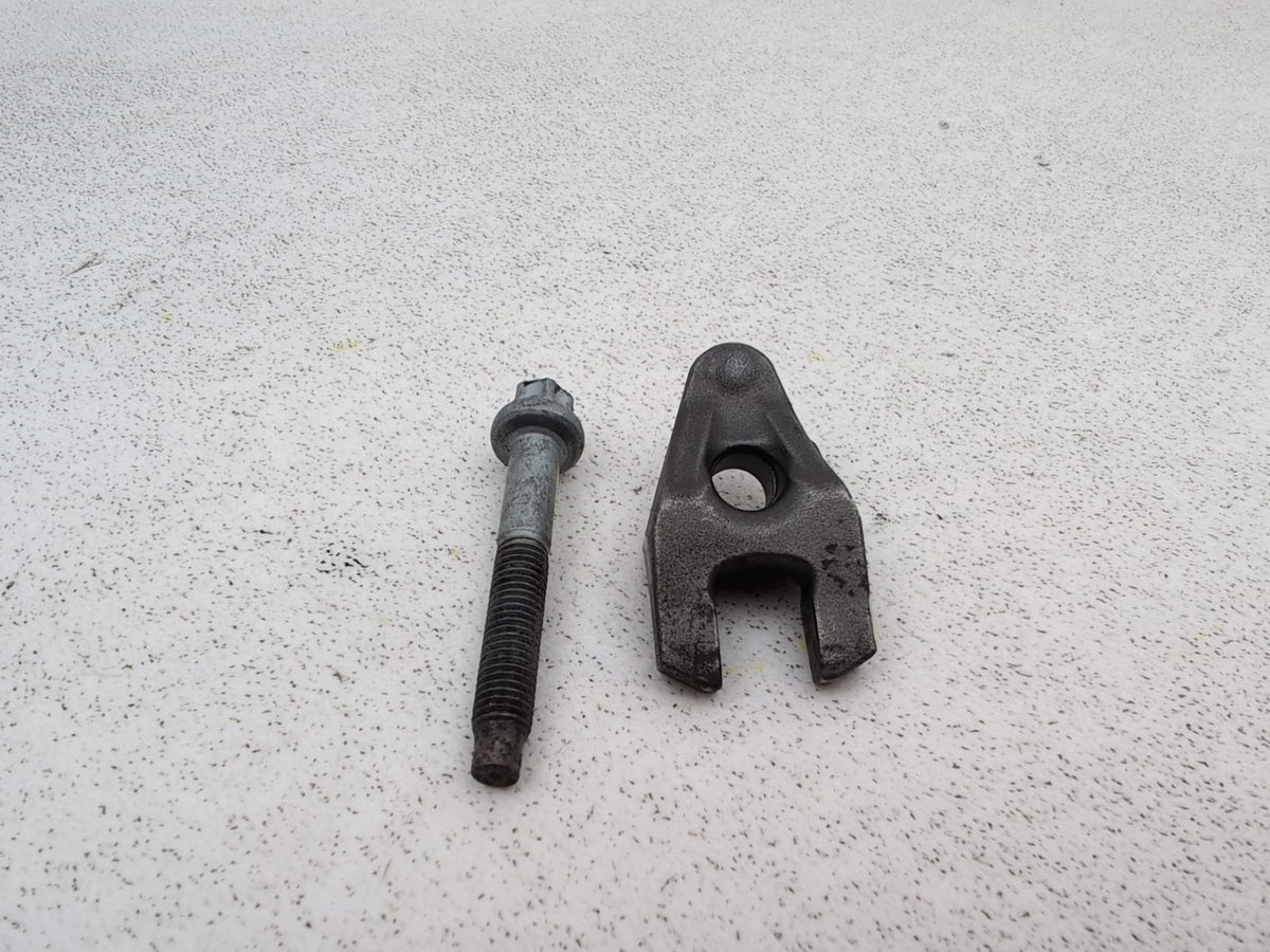 Engine Mounting Bracket 6