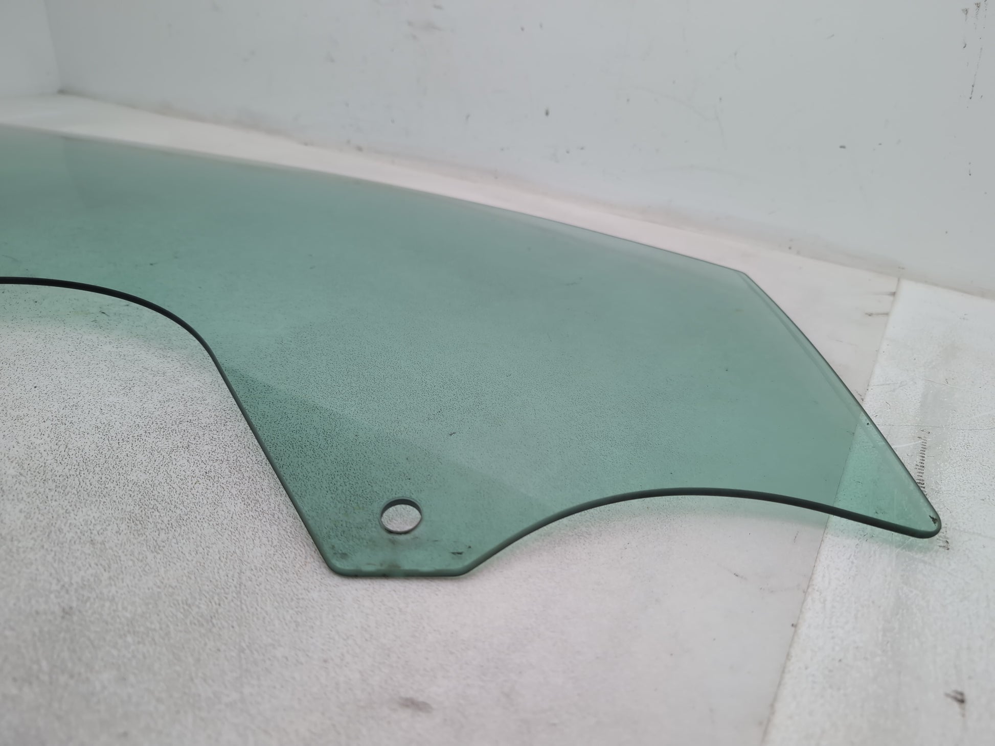 Door Glass Front RH 6