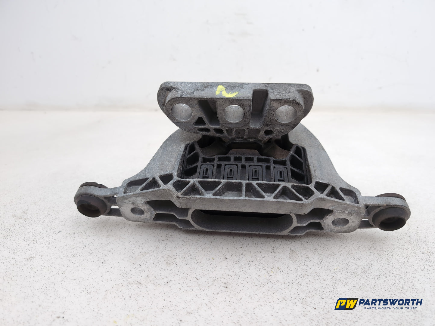 Engine Mounting RH 6