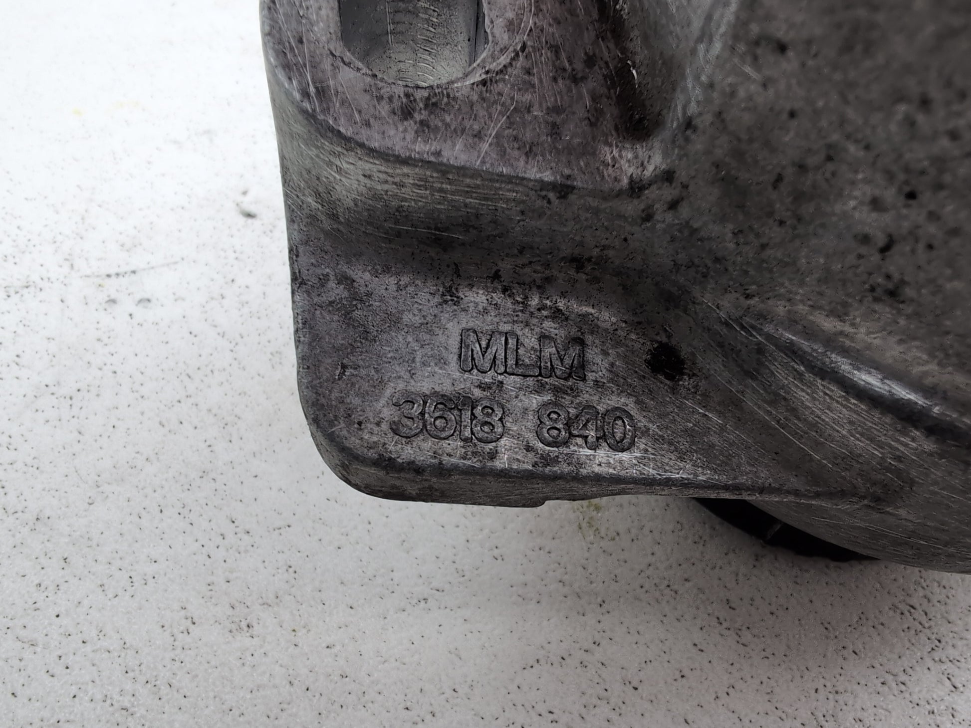 Engine Mounting RH 6