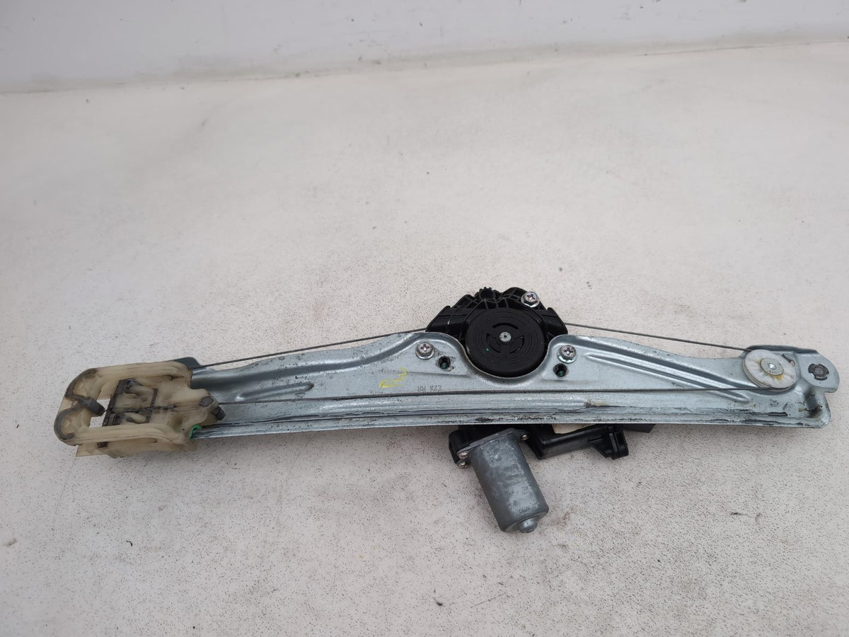 Door Rear Window Regulator RH 6