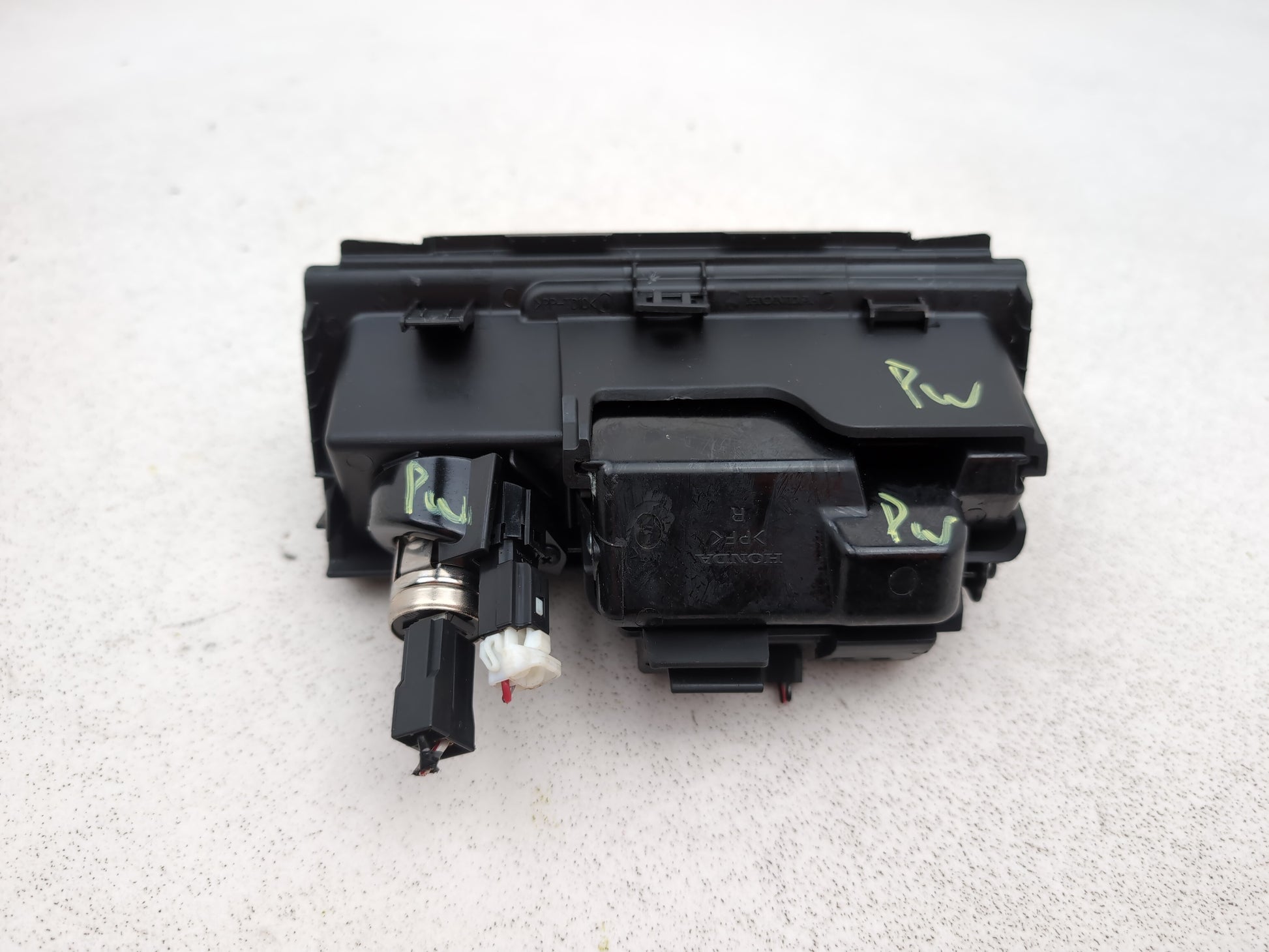 Honda Accord Ex I-Vtec Ashtray Centre Console 2008-2012 - photo 6