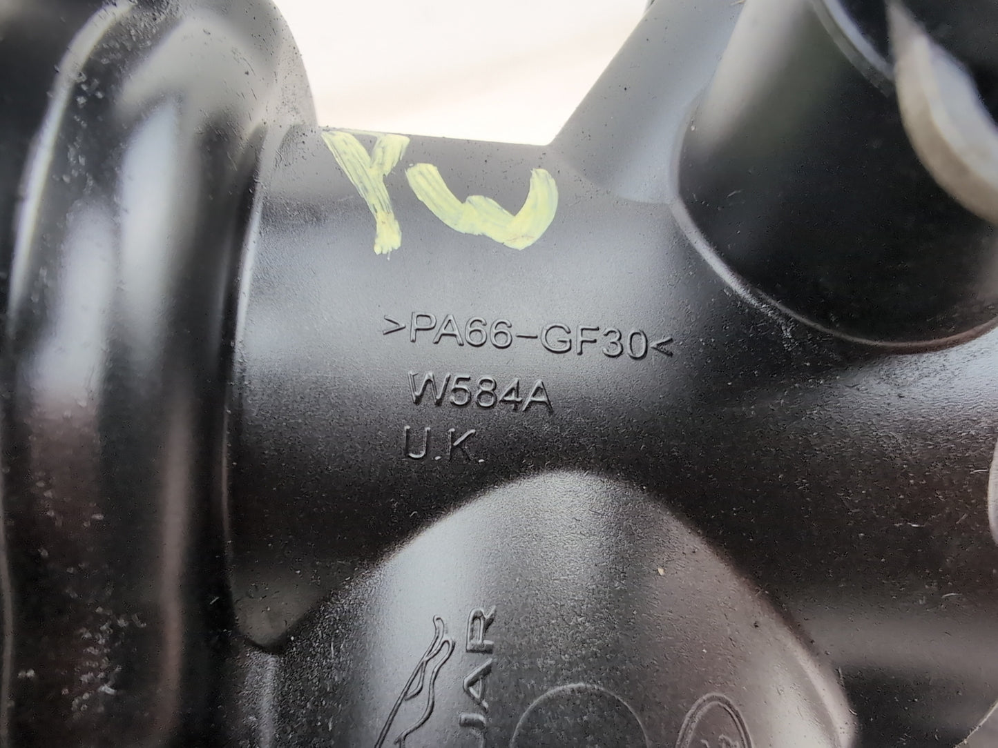 Jaguar Xe Prestige D Auto Thermostat Housing W584a 2015-2021 - photo 6