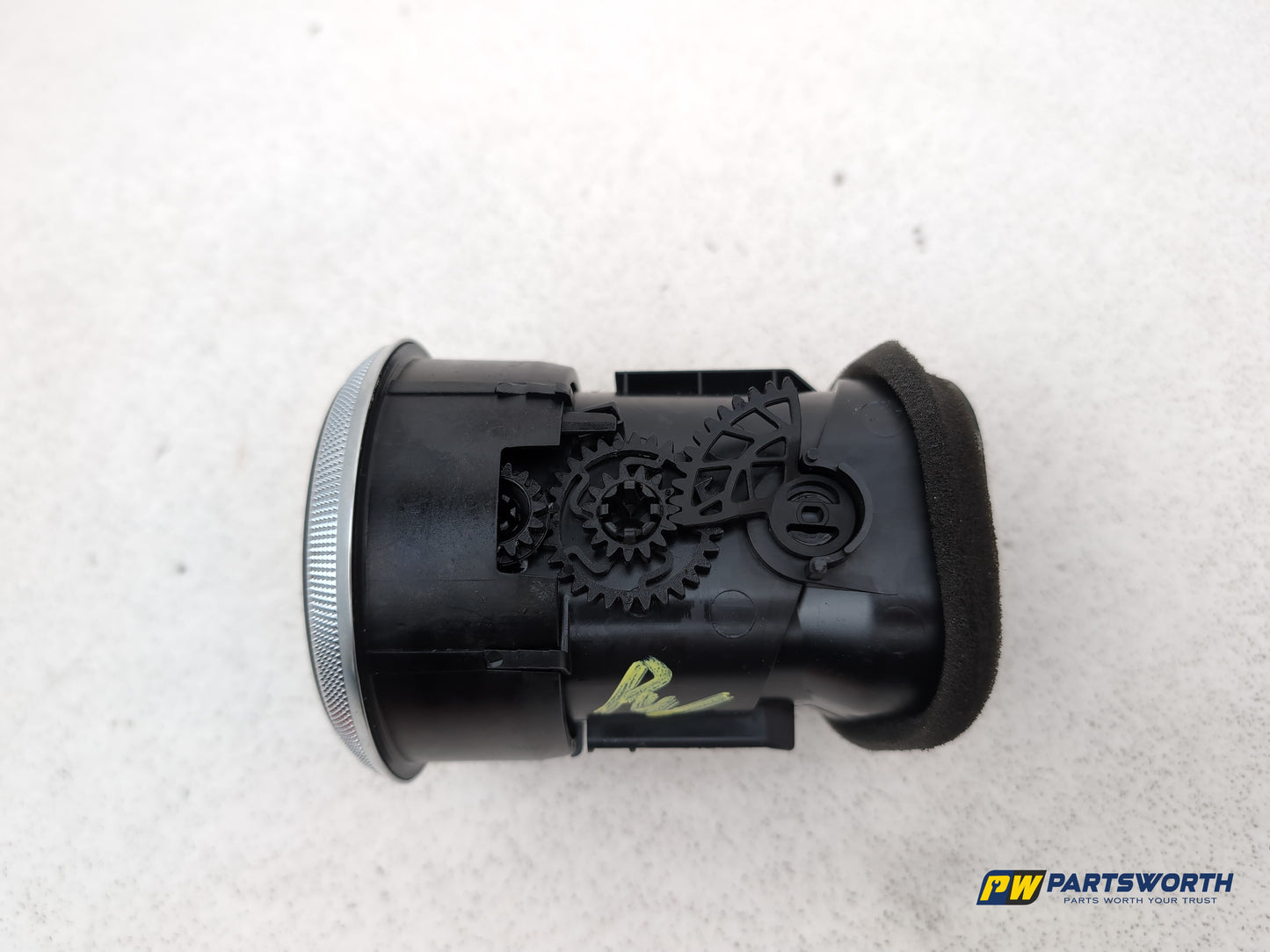 Audi A3 Sport Tfsi Dashboard Trim With Air Vent 8p0820901c5pr 2003-2012 - photo 6