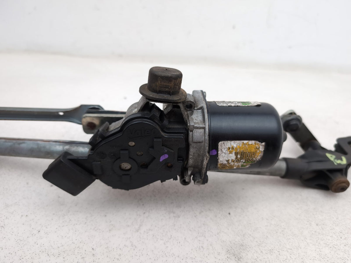 Front Wiper Motor & Mechanism / Linkage 6