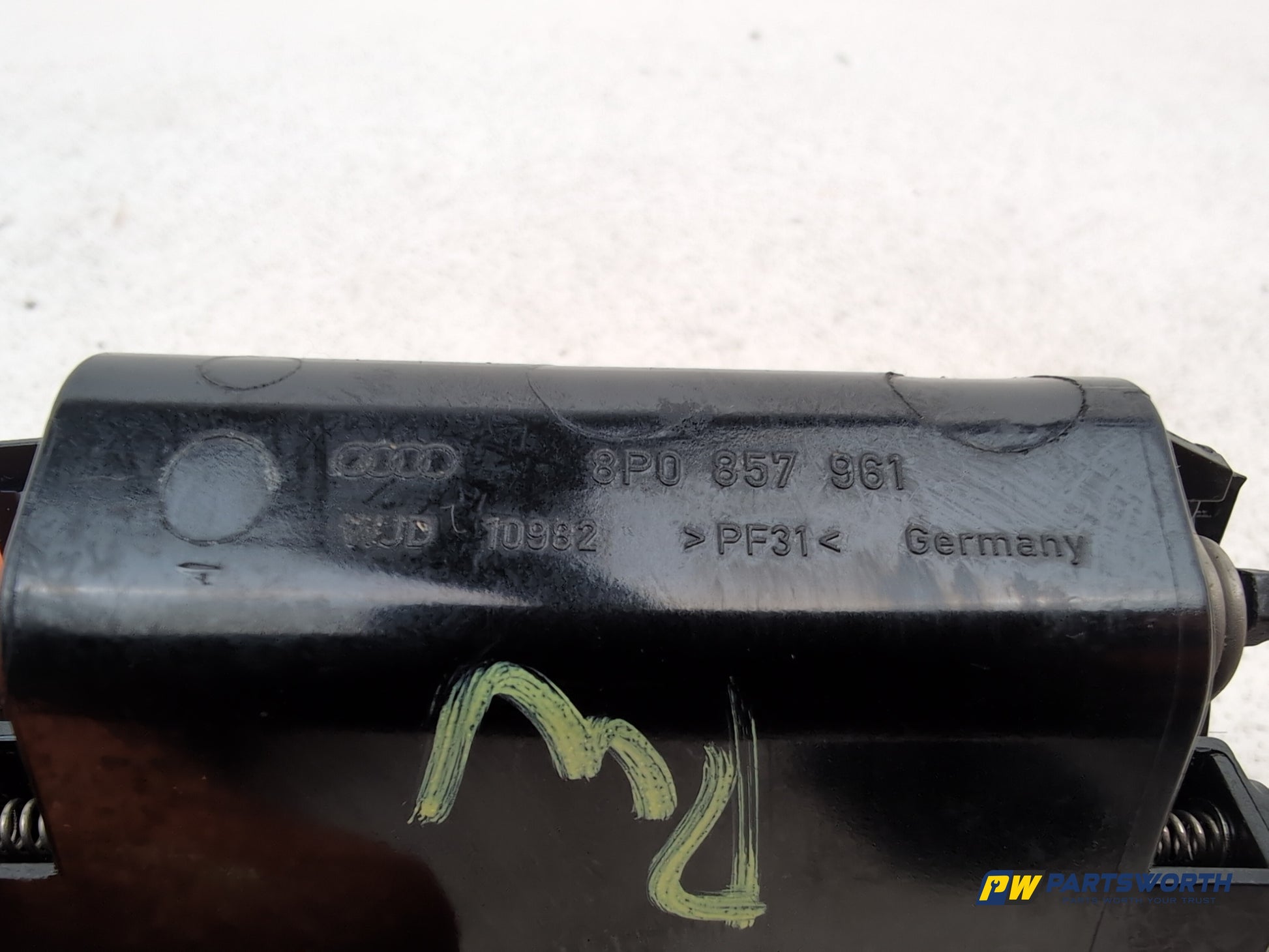 Audi A3 Sport Tfsi Ashtray Centre Console Rear 8p0857961 2003-2012 - photo 6