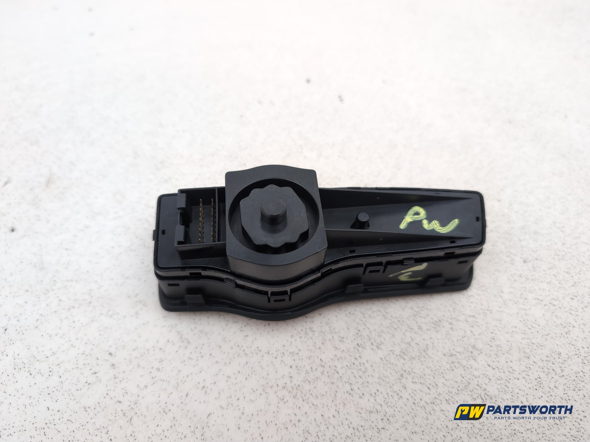 Hyundai I40 Headlight Fog Light Control Switch Trim Panel 93300-3z970 2011-2015 - photo 6