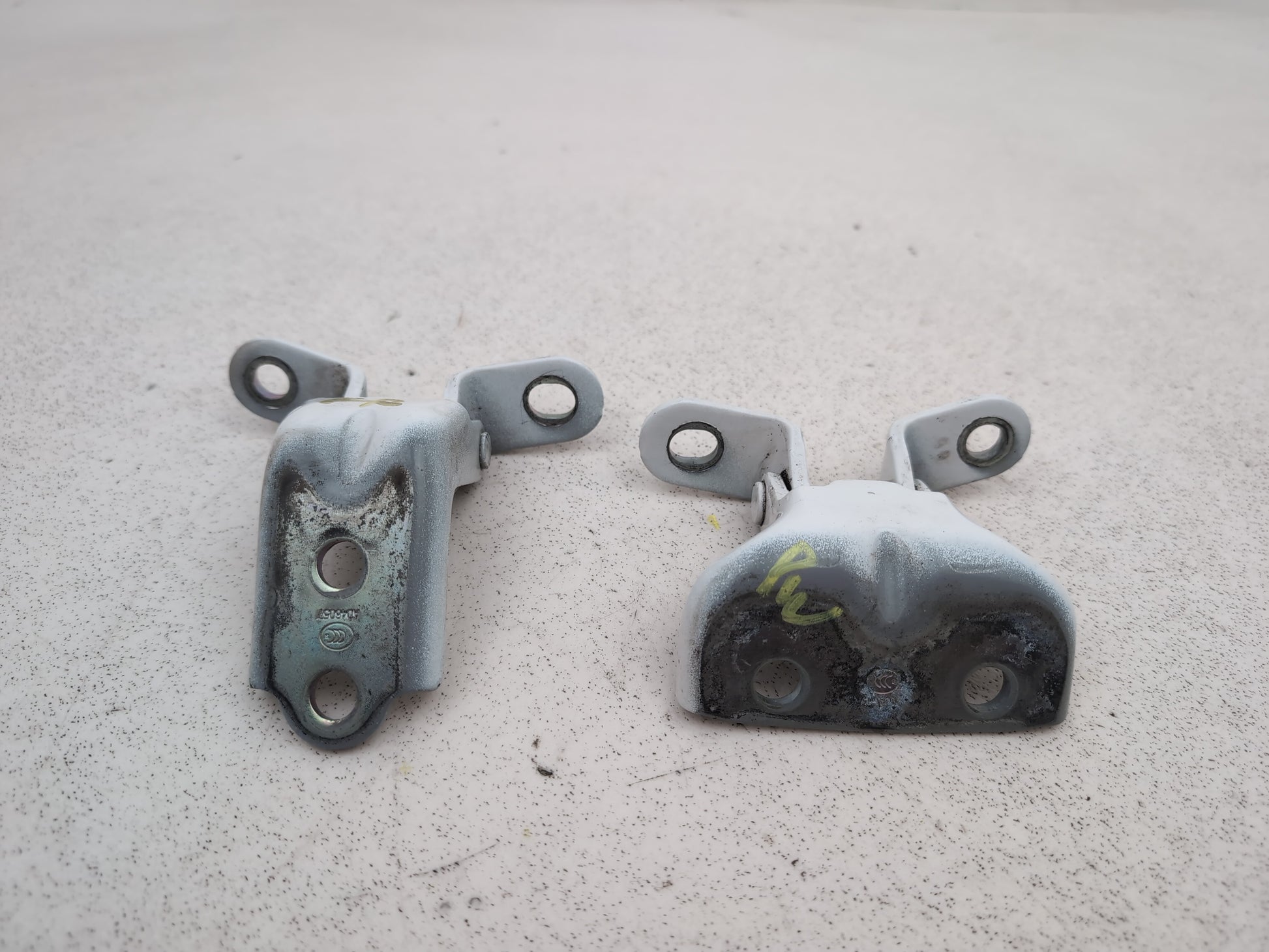 Hyundai I40 Style Crdi Rh Front Door Hinge Pair Driver Side 2011-2019 - photo 6