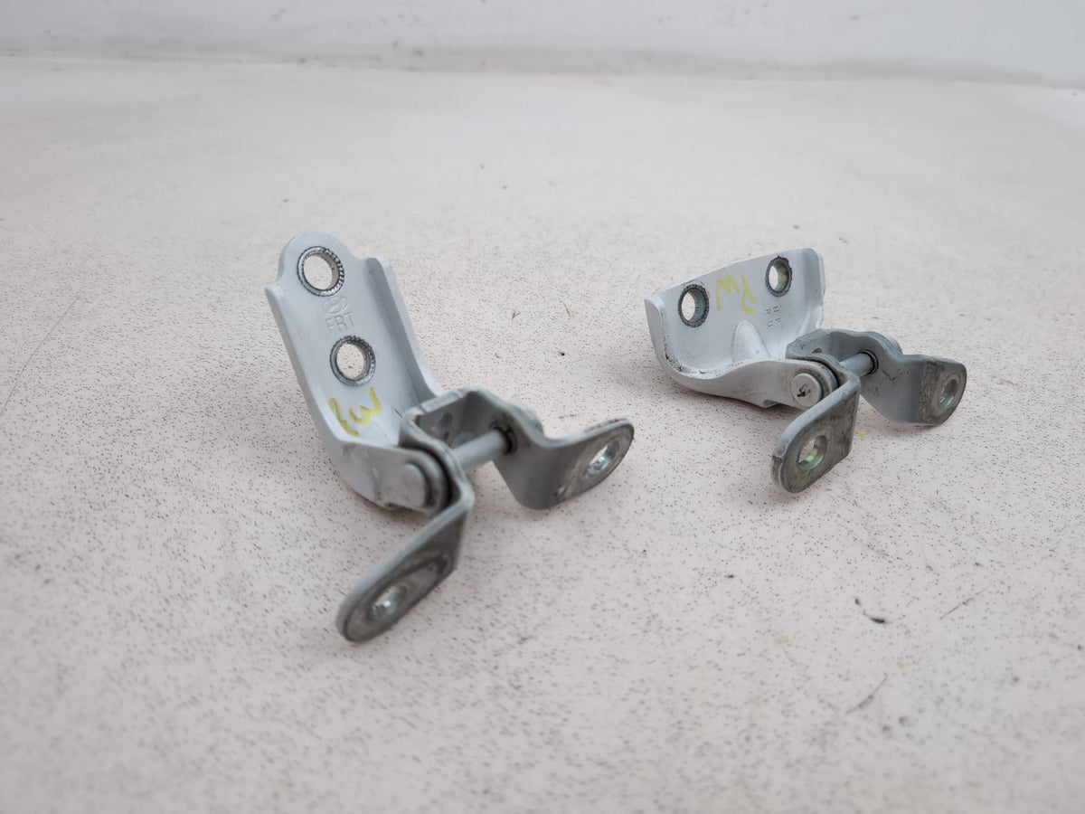 Misc Hinge 6