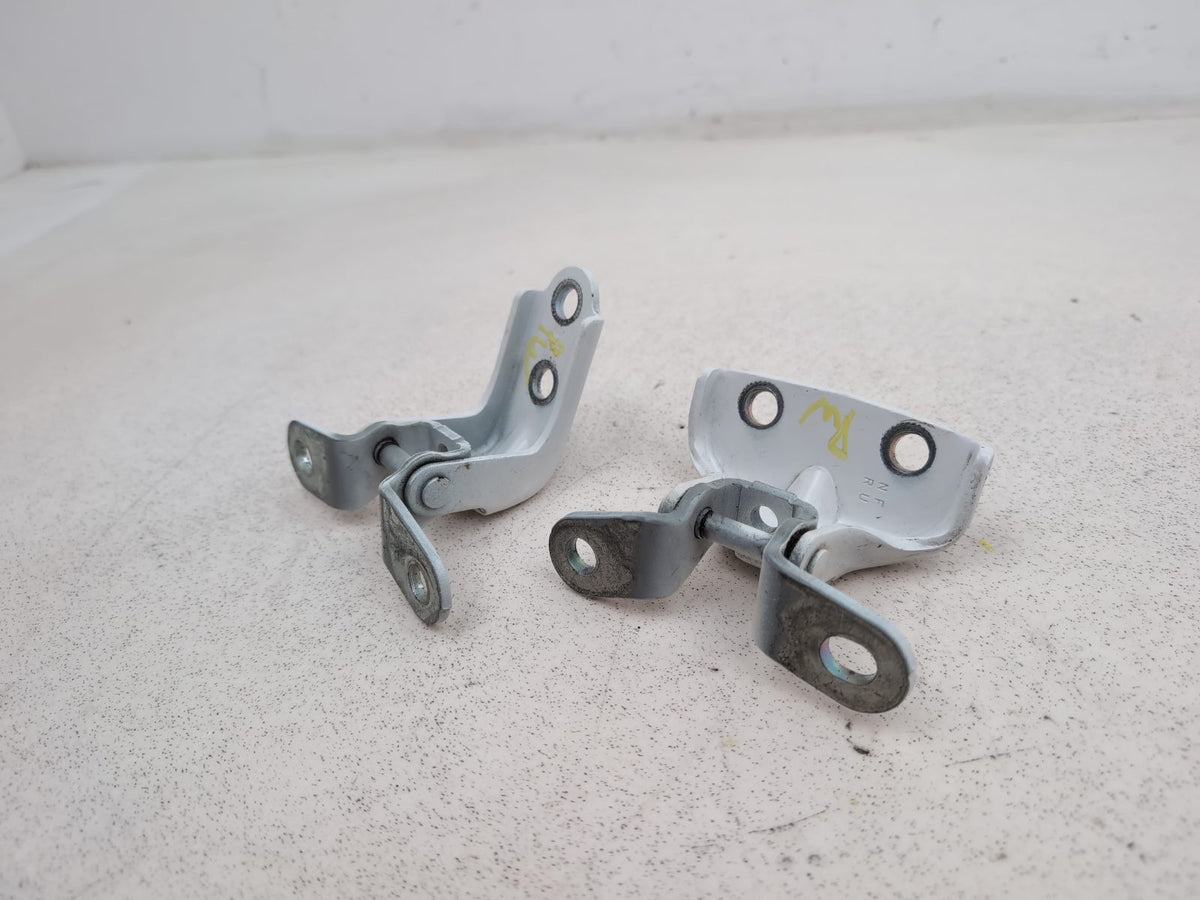 Misc Hinge 6