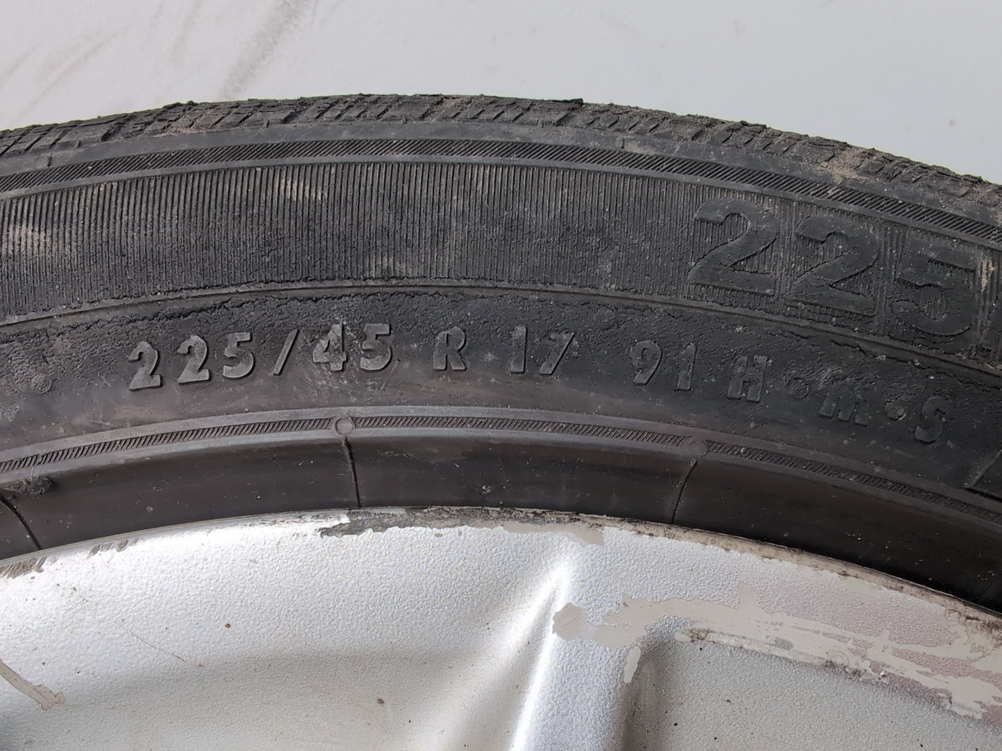 Audi A3 Sport Tfsi Wheel With Tyre 225/45 R17 8p0601025bl - photo 6