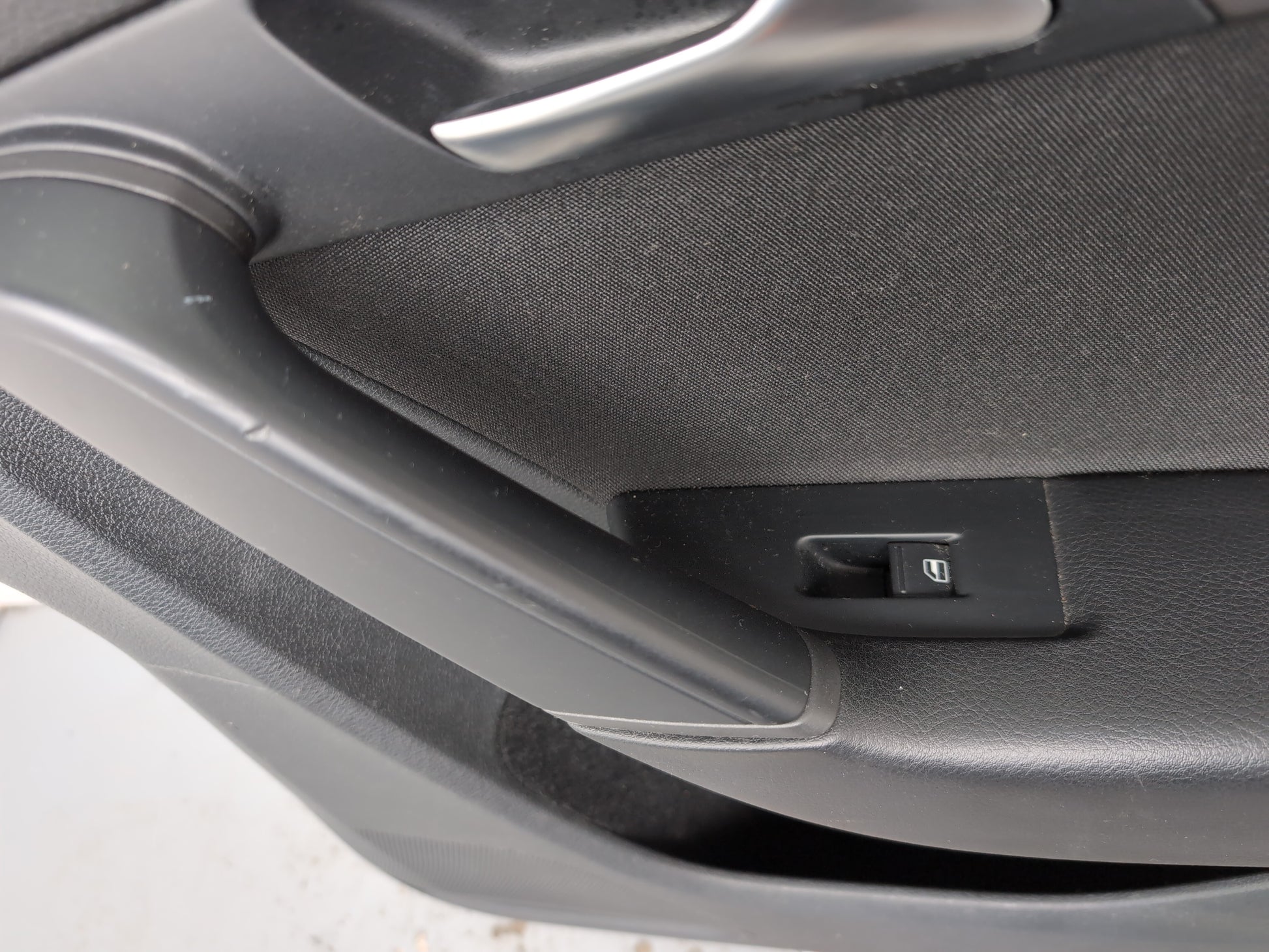 Door Rear RH 14