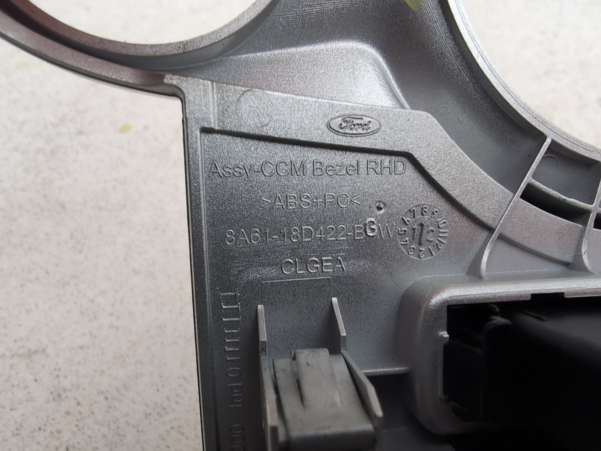 Ford Fiesta Zetec Centre Console Heater Control Surround Silver 8a6118d422bgw - photo 6