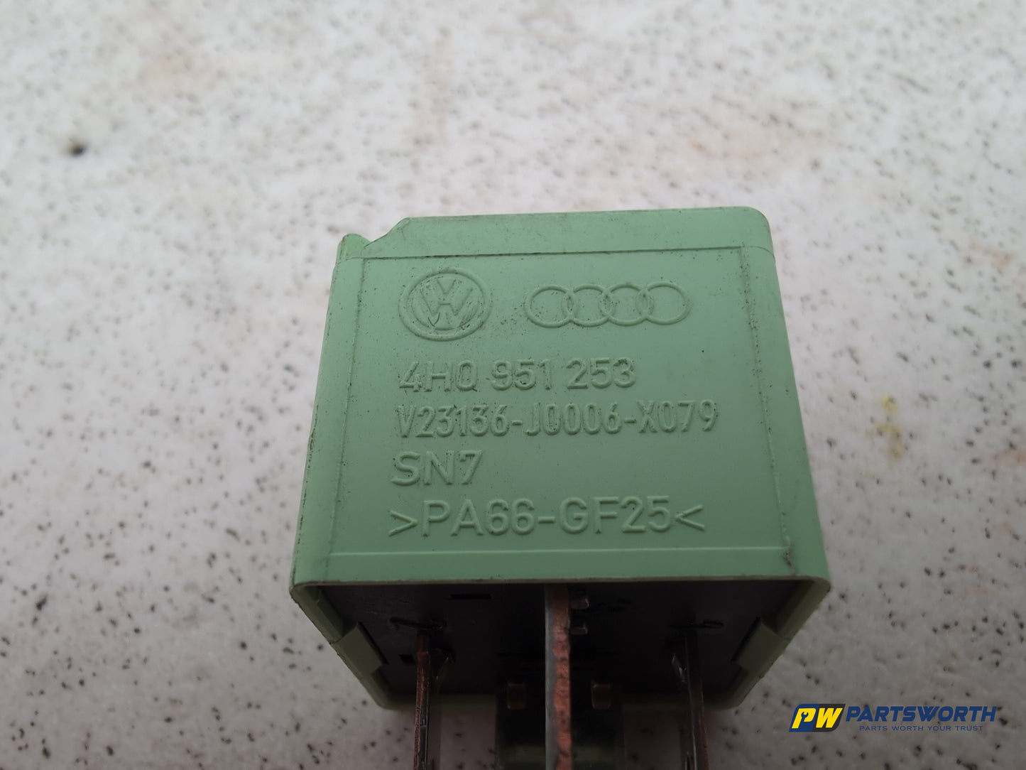 Fuse and Relay Box 1 6