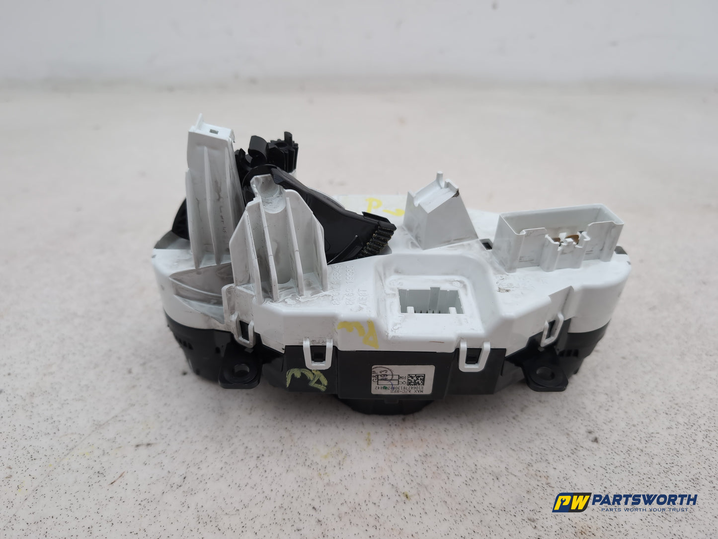 Ford Fiesta Zetec Heater Control Switches Panel 8a6118549 2012-2017 - photo 6