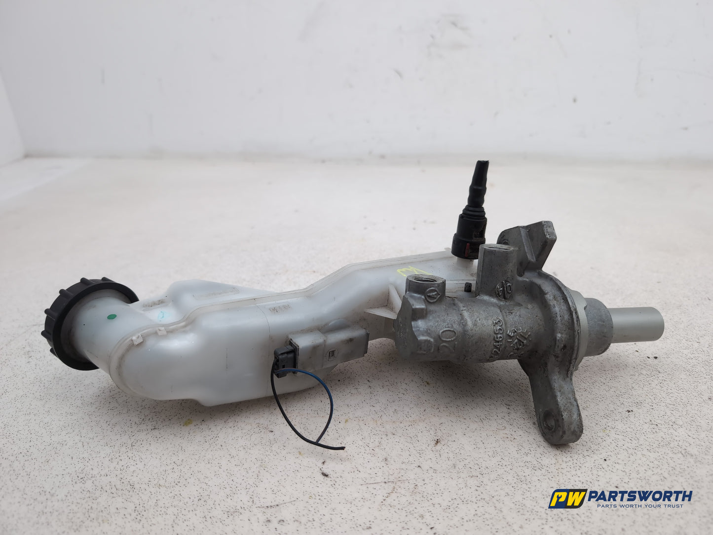 Ford Fiesta Zetec Brake Master Cylinder 0204054028 2012-2017 - photo 6