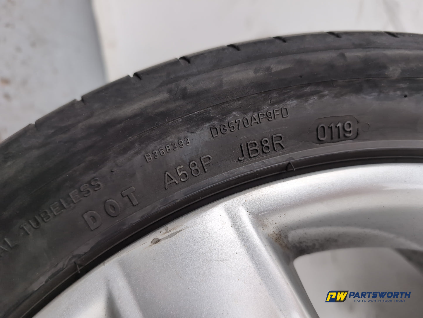 Audi A6 Se Tdi Quattro A Wheel With Tyre 225/45 R17 8e0601025e - photo 6
