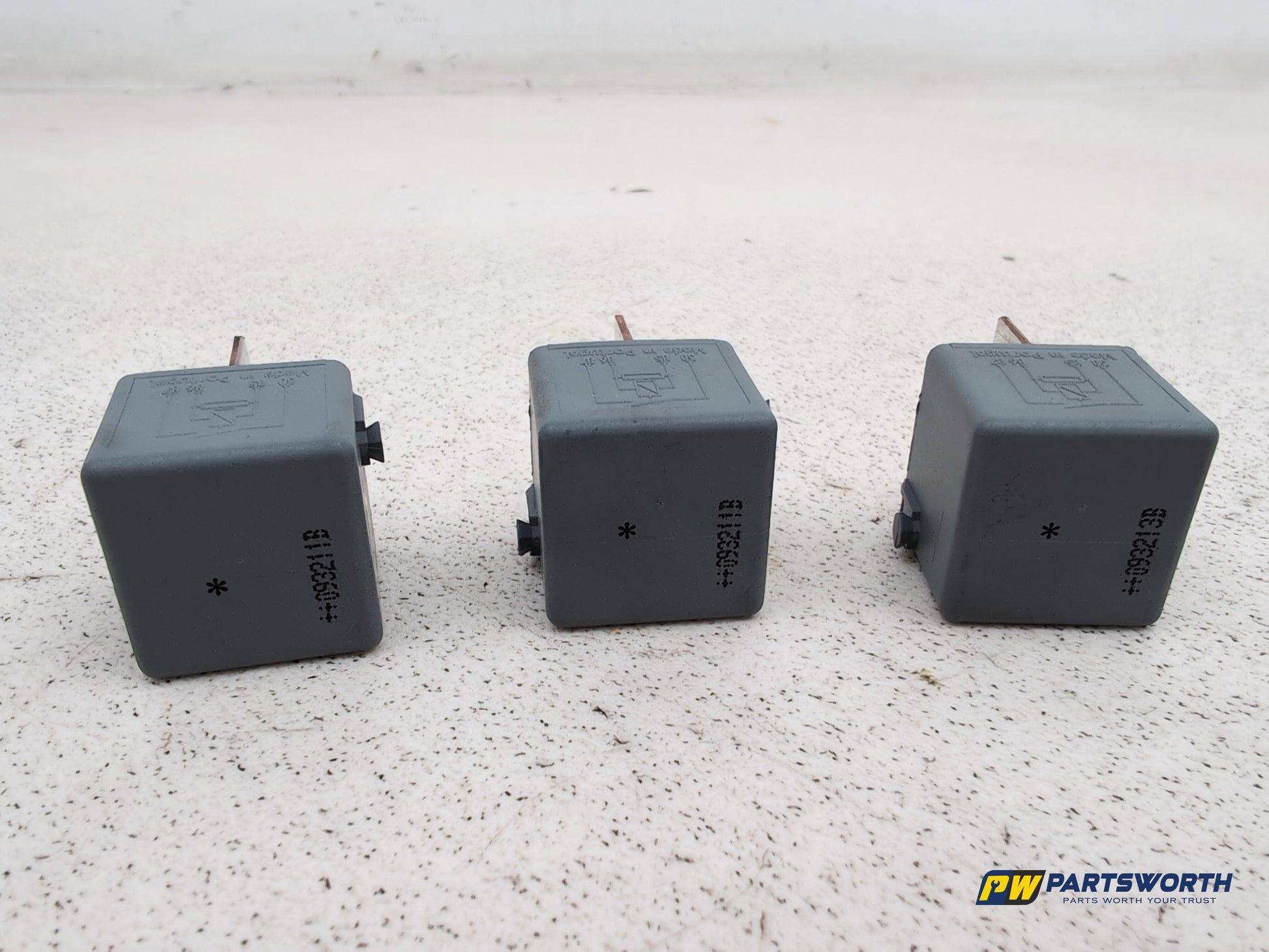 Fuse and Relay Box 1 6