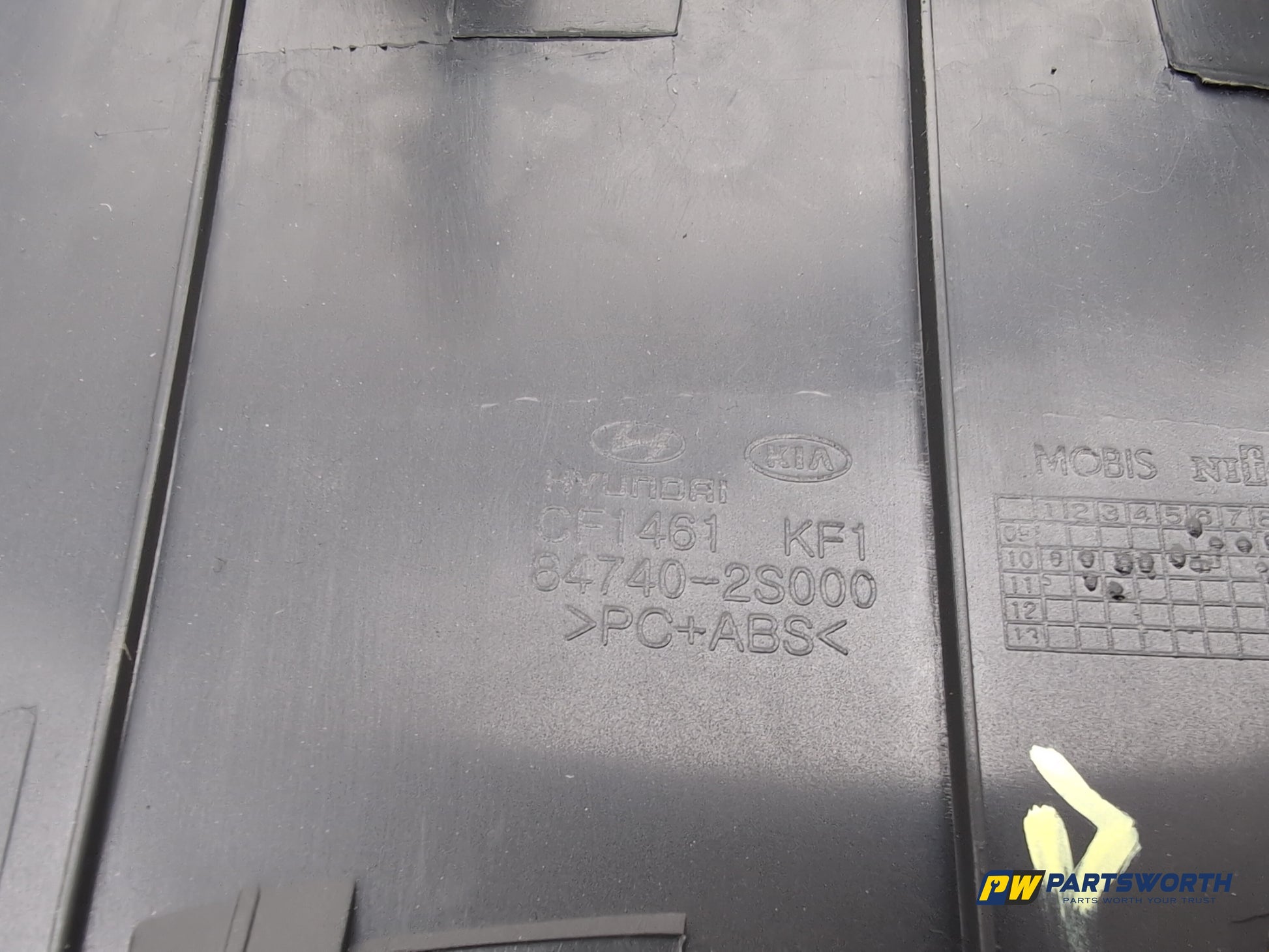 Hyundai Ix35 Style 2wd Crdi 134 Centre Dashboard Trim Cover Panel 847402s000 - photo 6