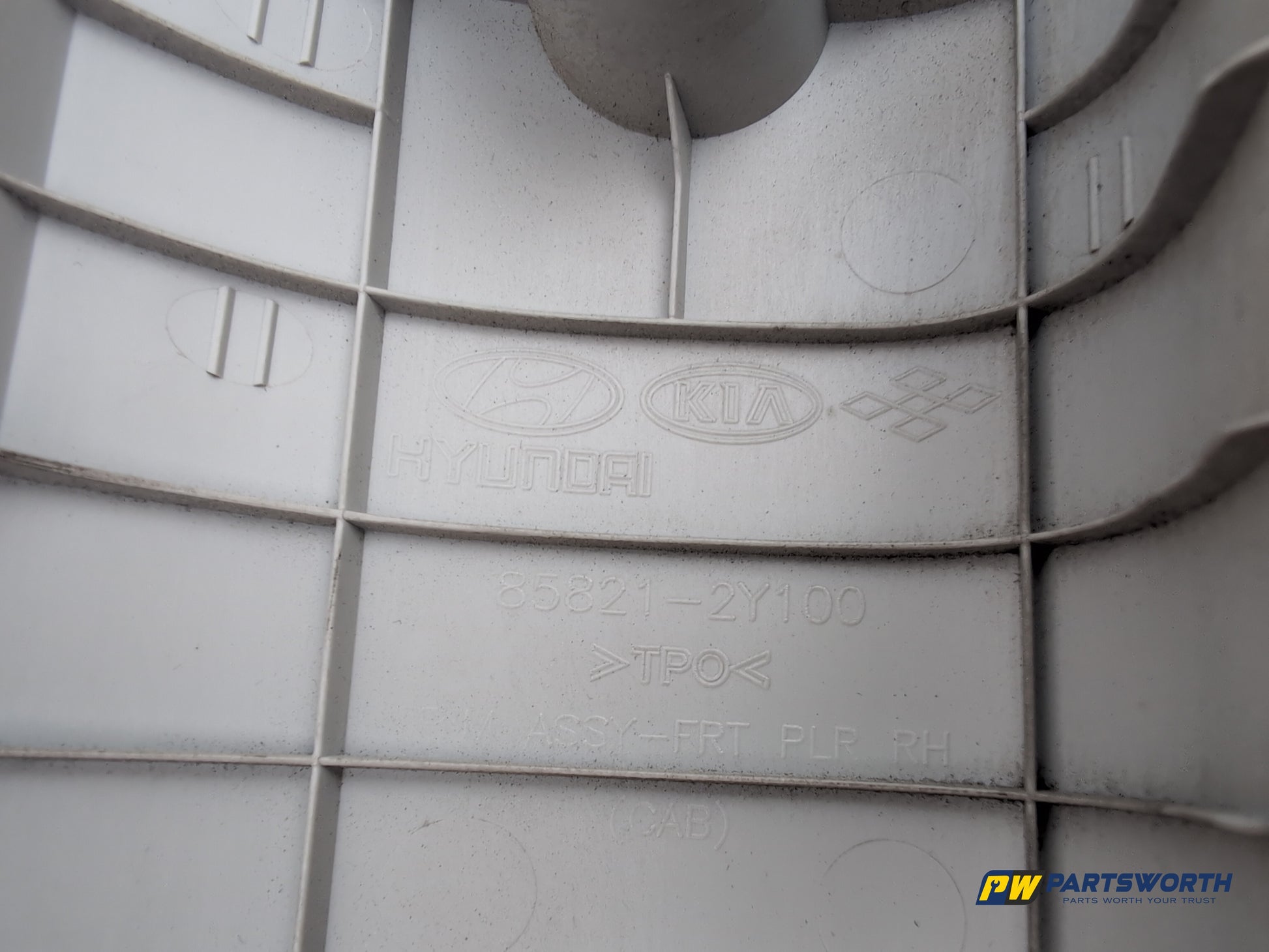 Hyundai Ix35 Style 2wd Crdi Rh A Pillar Trim Driver Side 858212y100 2009-2015 - photo 6