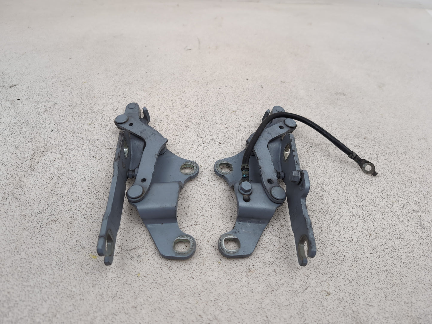 Bmw 318d Performance Edition Bonnet Hinges Pair 2009-2012 - photo 6
