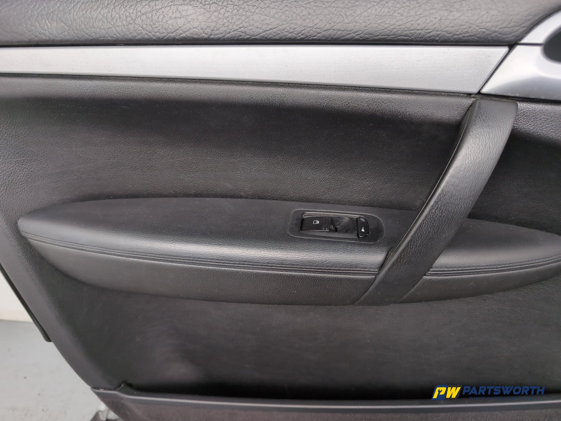 Door Front LH 12
