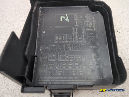 Hyundai I40 Style Crdi Fuse Box Cover 919503z730 2011-2019 - photo 6