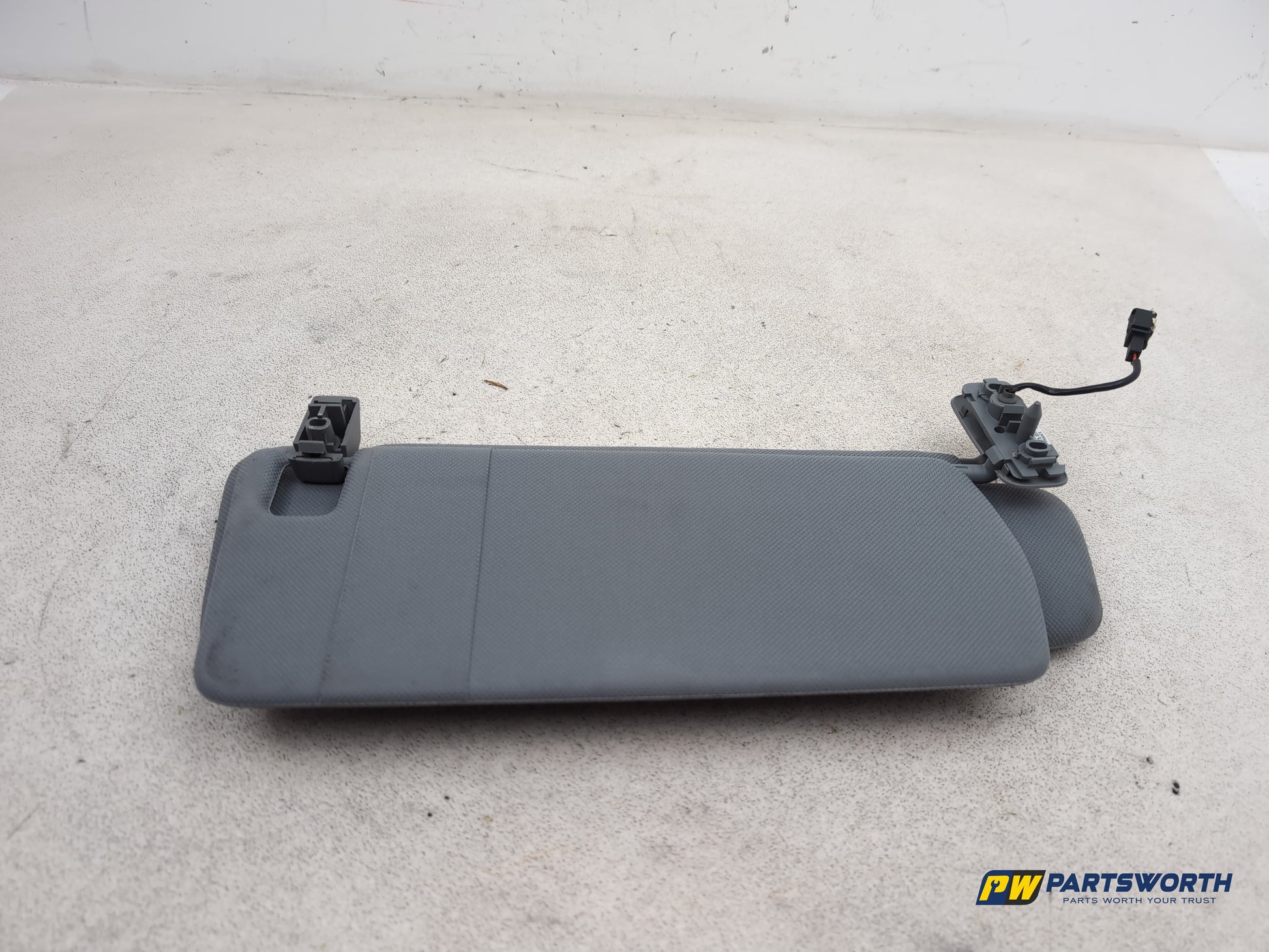 Porsche Cayenne Tiptronic S Sun Visor Lh Passenger Side 2003-2010 - photo 6