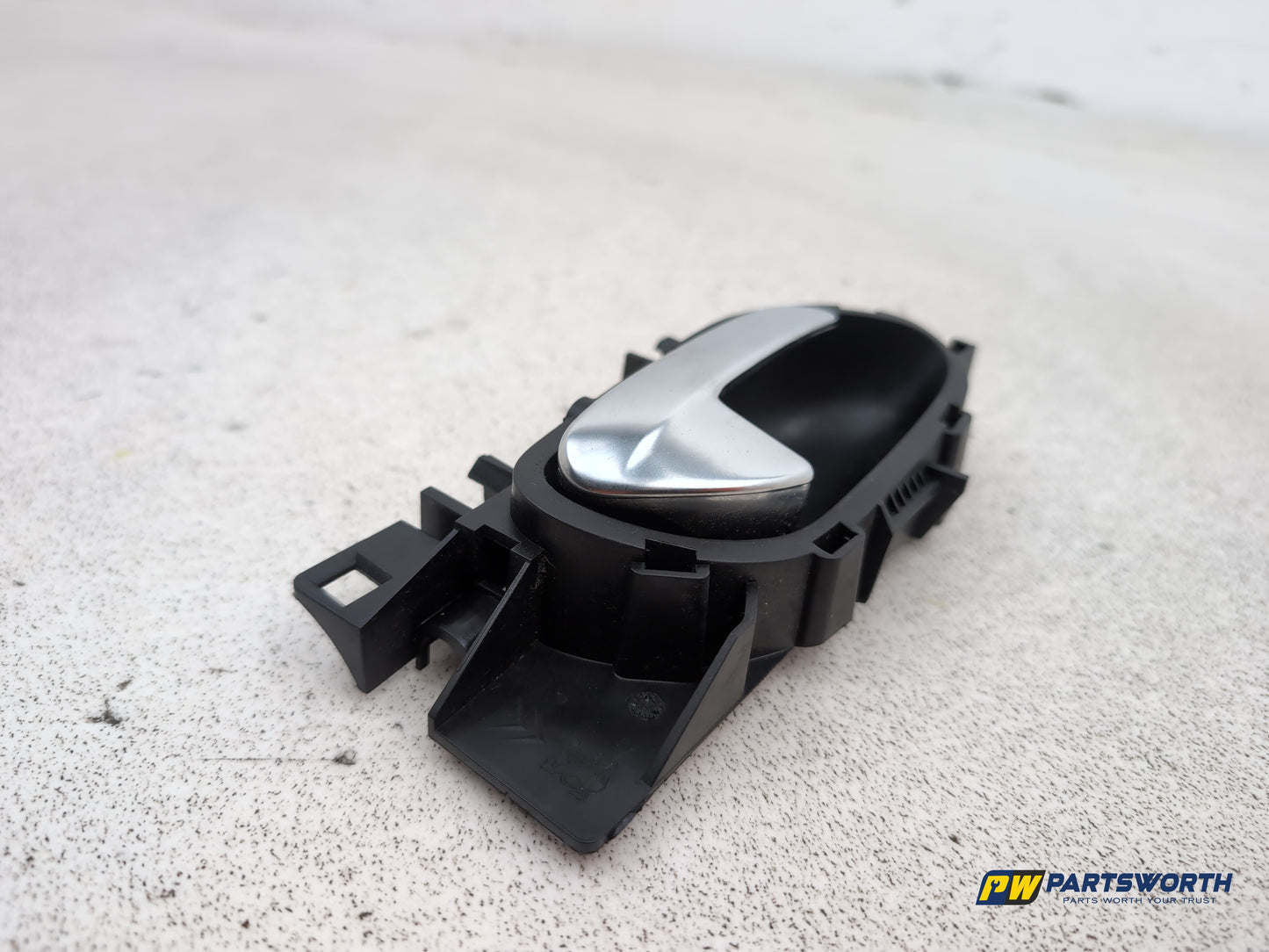 Peugeot 208 Active Door Handle Inner Release Rh Driver Side 2012-2019 - photo 6