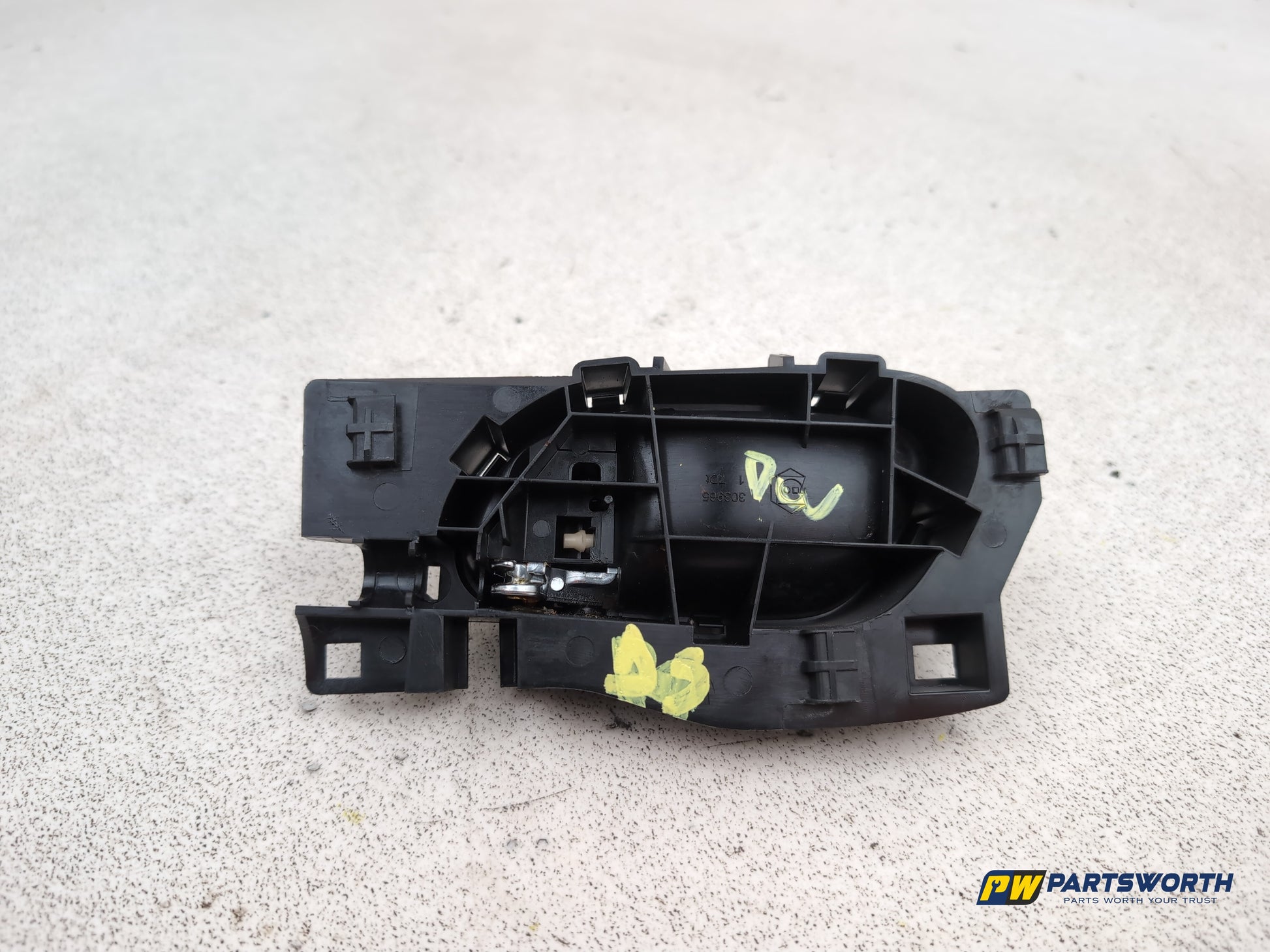 Peugeot 208 Active Door Handle Inner Release Rear Rh Driver Side 96555516vv - photo 6