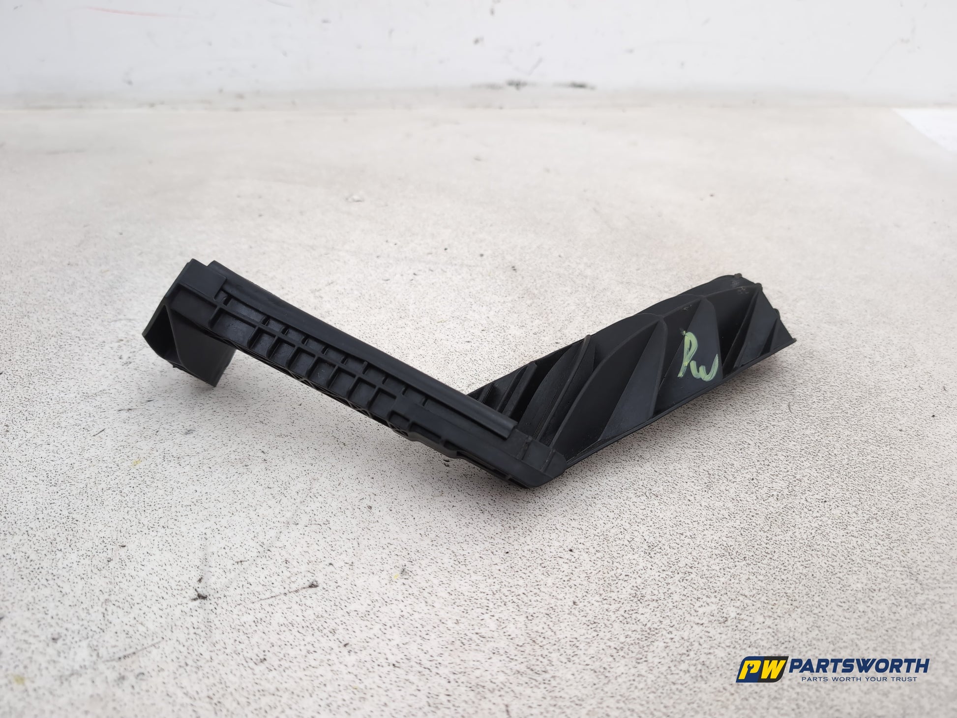 Peugeot 208 Active Rear Right Side Window Rail Guide Runner 9673361280 2012-2019 - photo 6