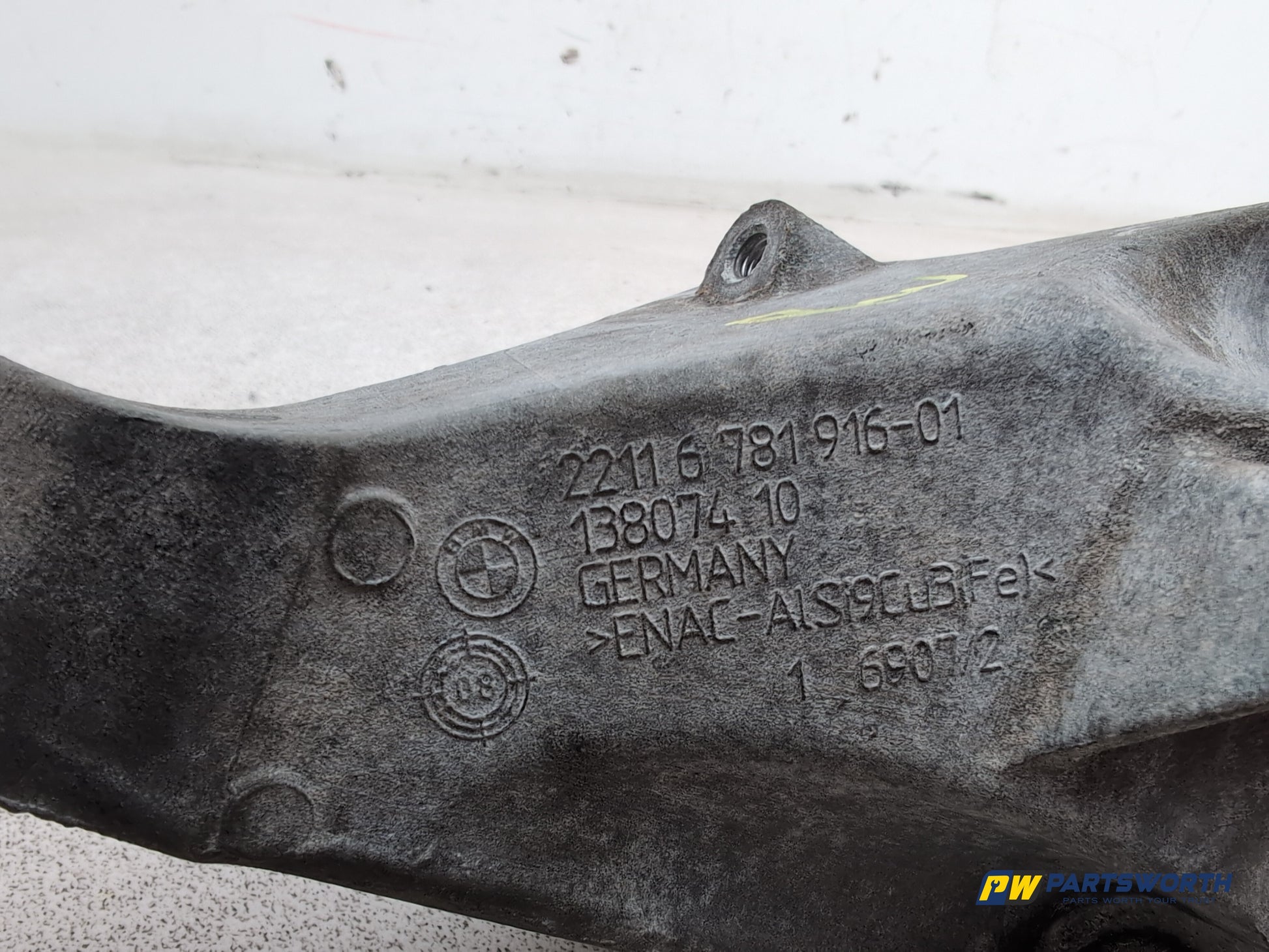 Engine Mounting RH 6