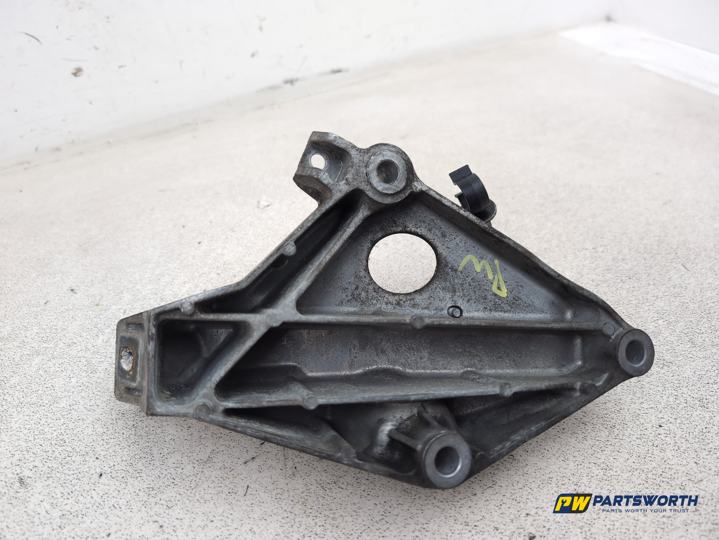Engine Mounting Bracket 6