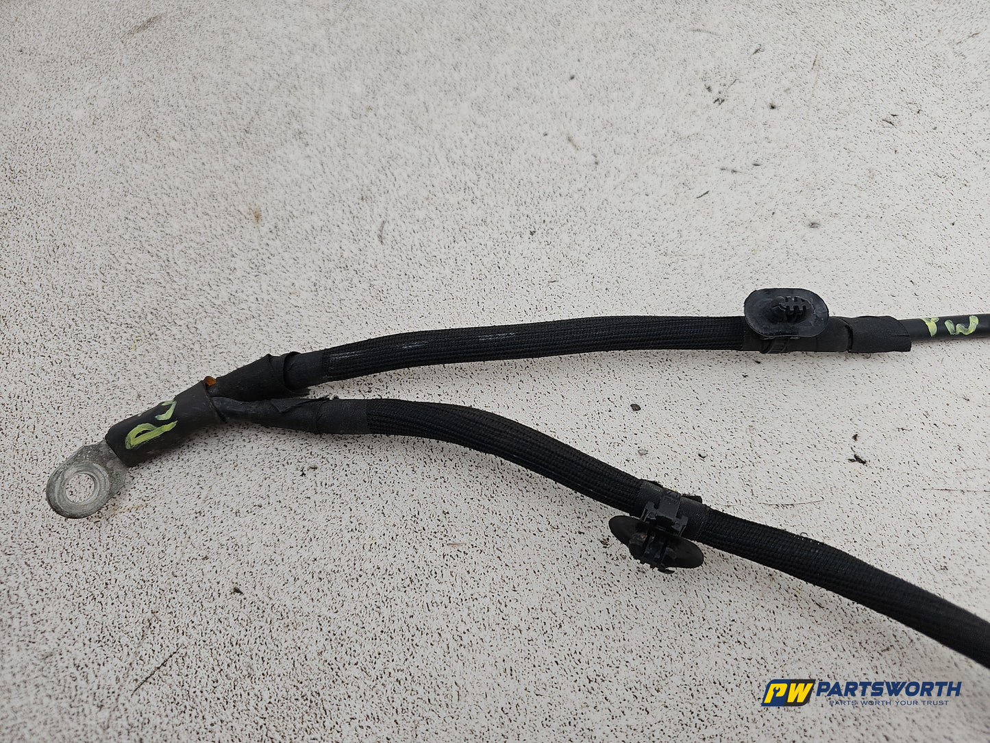 Peugeot 208 Active Negative Battery Terminal 2012-2019 - photo 7