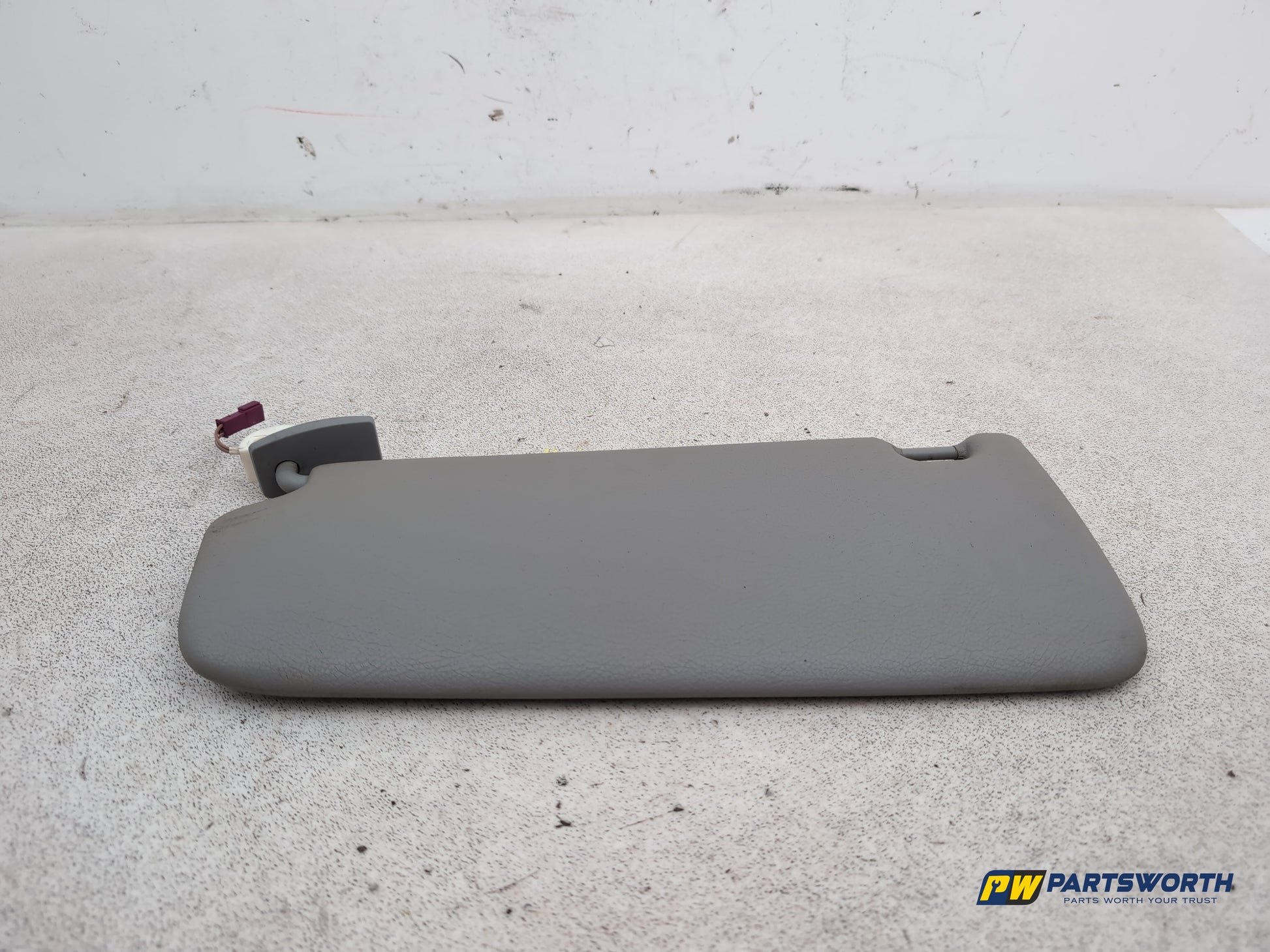 Sun Visor RH 6